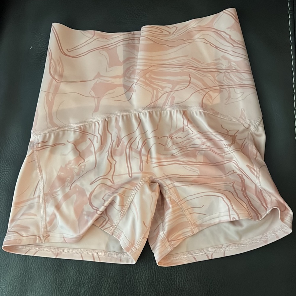 Pink Gymshark - Picture 2 of 3